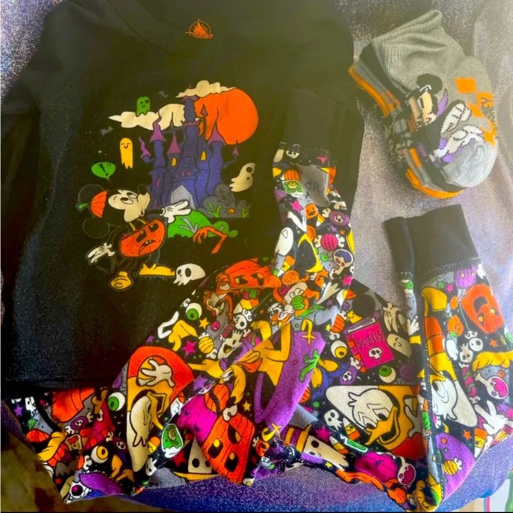 Disney Halloween set